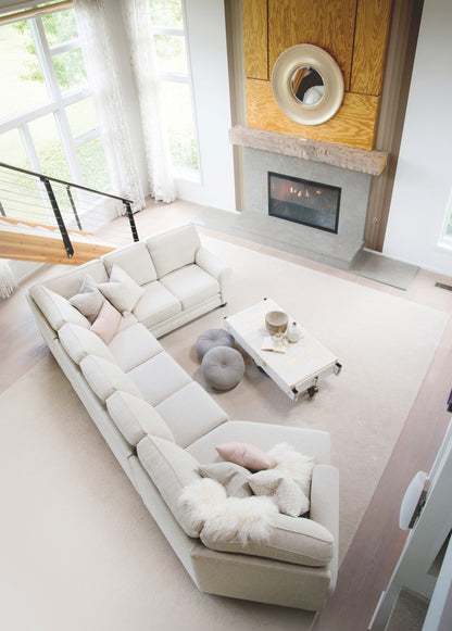 5000 Sofas & Sectionals