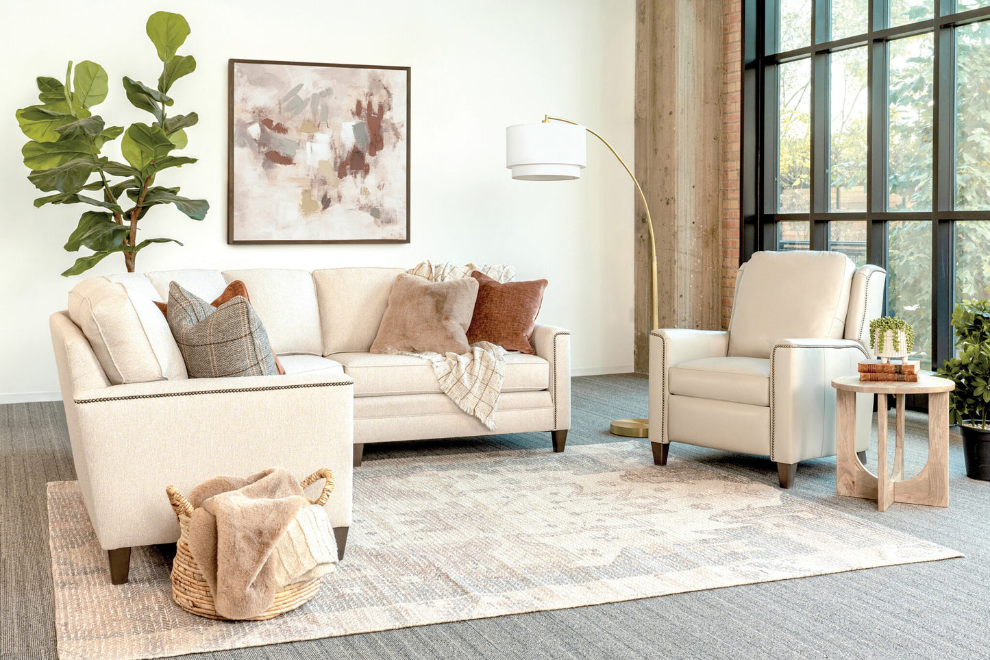 3000 Chairs & Ottomans