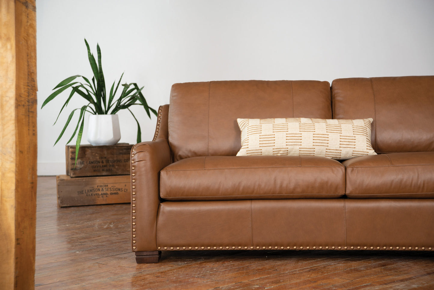 9000 Sofas & Sectionals
