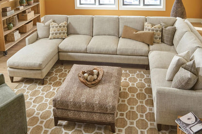 261 Sofas & Sectionals