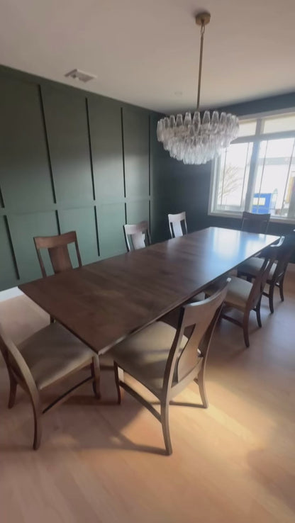 The Parisian Table